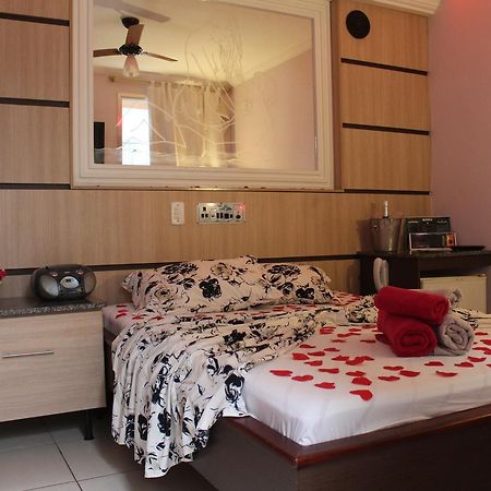 Motel Paradise (Adults Only) Sao Jose dos Campos Exterior photo