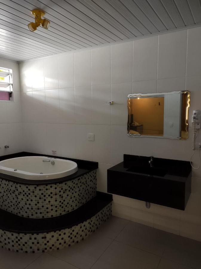 Motel Paradise (Adults Only) Sao Jose dos Campos Exterior photo