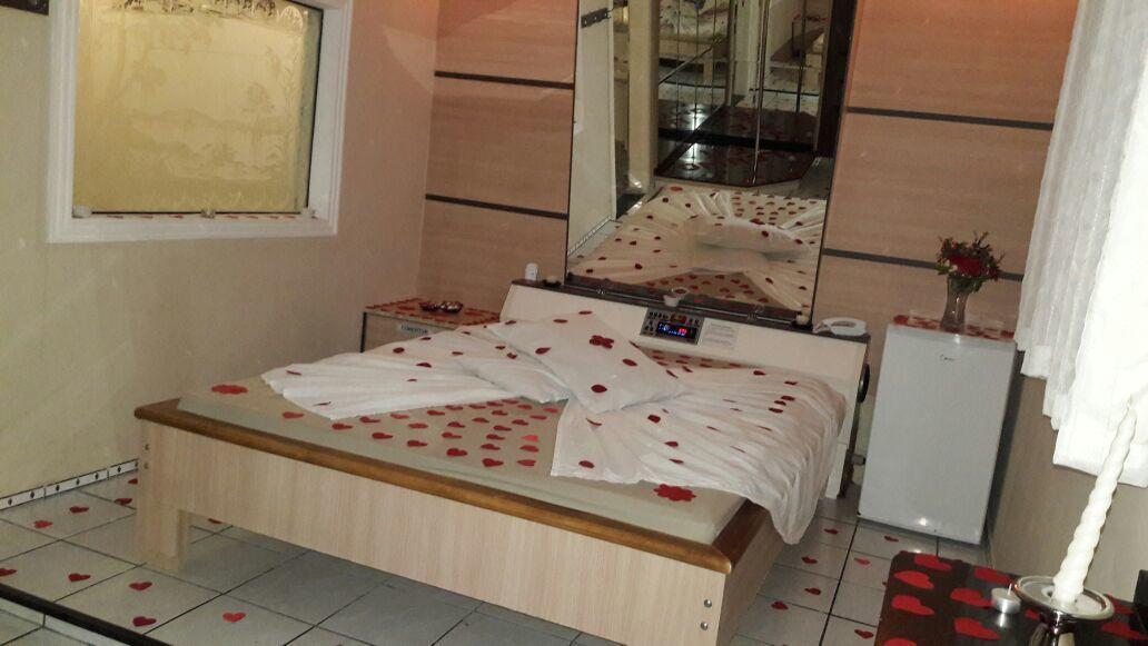 Motel Paradise (Adults Only) Sao Jose dos Campos Exterior photo